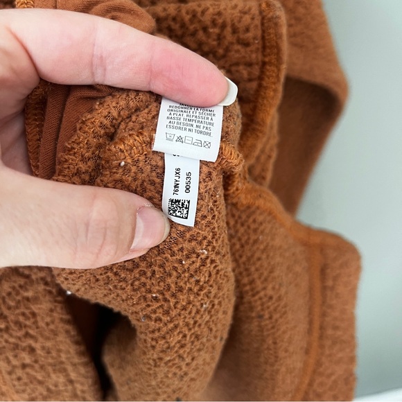 Aerie Sherpa Pullover - Picture 14 of 15